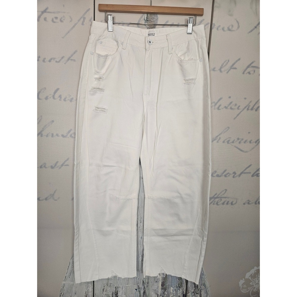 Special A White Distressed Barrel Leg Jeans High Rise Frayed Hem Sz 5/27
